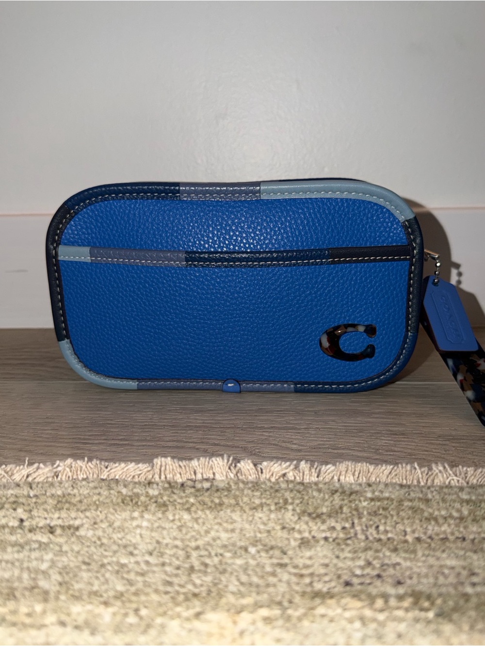 Coach / Coachtopia Pebbled Leather Belt bag/crossbody in blue
